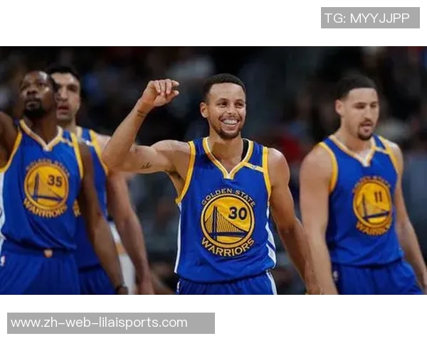 沙佩科恩斯与防卫者的激烈对决分析与战术探讨